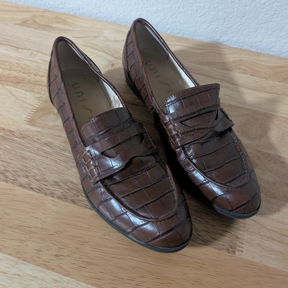 Unisa Crocodile Pattern Loafer / 8 - Picture 3 of 6